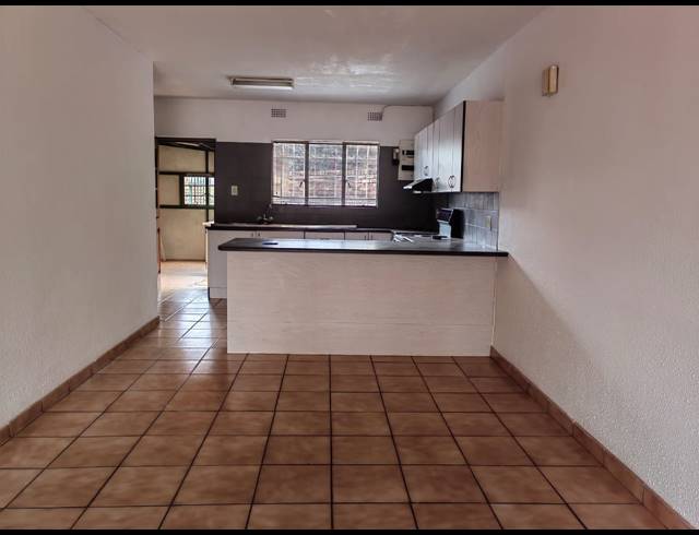 3 BEDROOM TOWNHOUSE FOR SALE IN HEIDELBERG CENTRAL